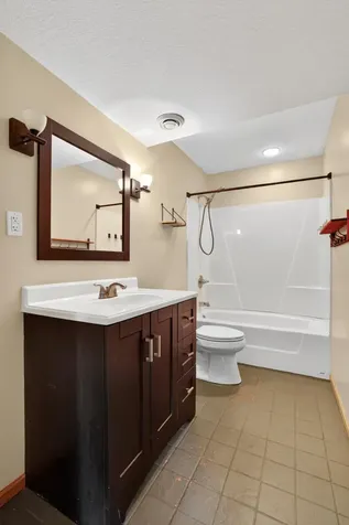 5852 Excalibur Court NW Rochester MN 55901