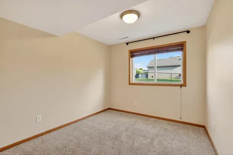 5852 Excalibur Court NW Rochester MN 55901
