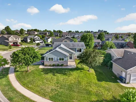 5852 Excalibur Court NW Rochester MN 55901