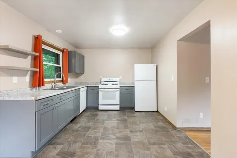 111 King Street E West Saint Paul MN 55107