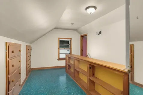 1975 Fremont Avenue E Saint Paul MN 55119