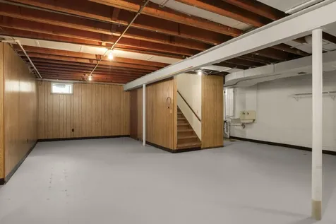 1975 Fremont Avenue E Saint Paul MN 55119