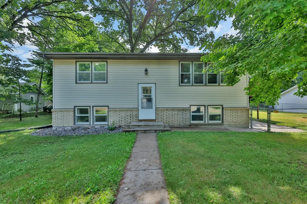 22747 Danube Street NE Stacy MN 55079