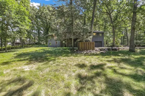 3 Snowy Owl Lane North Oaks MN 55127