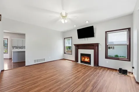 1004 Canterbury Avenue NE Buffalo MN 55313