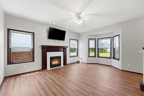 1004 Canterbury Avenue NE Buffalo MN 55313