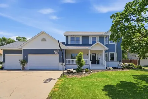 1004 Canterbury Avenue NE Buffalo MN 55313