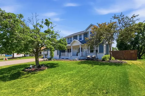 1004 Canterbury Avenue NE Buffalo MN 55313