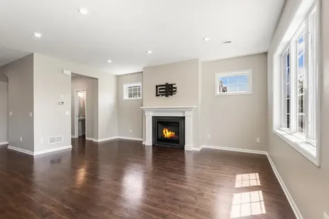 1075 Anthony Way Victoria MN 55386