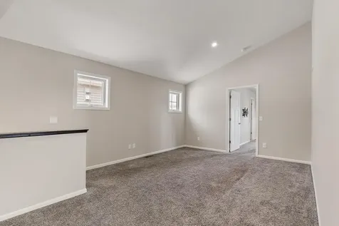 1075 Anthony Way Victoria MN 55386