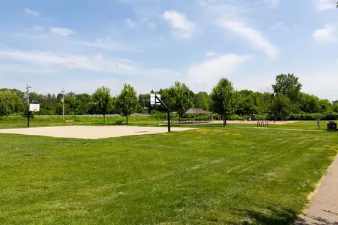 1075 Anthony Way Victoria MN 55386