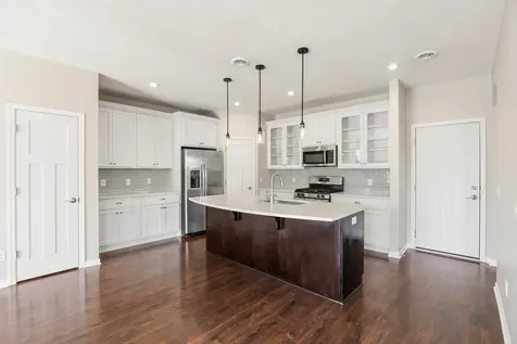 1075 Anthony Way Victoria MN 55386