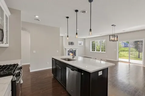 1075 Anthony Way Victoria MN 55386