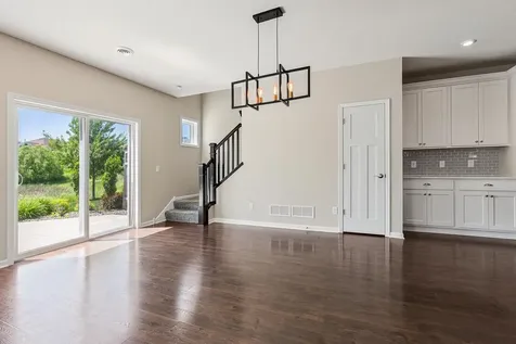 1075 Anthony Way Victoria MN 55386