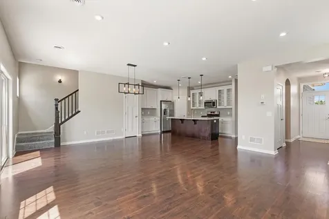 1075 Anthony Way Victoria MN 55386