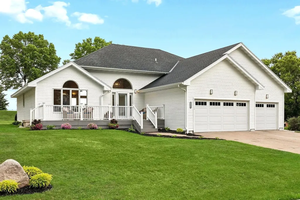 11120 72nd Avenue N Maple Grove MN 55369