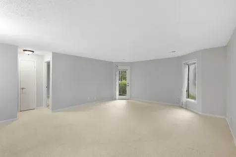 742 County Road F W Shoreview MN 55126