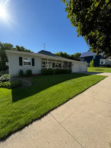 109 S Griffin Street Lakefield MN 56150
