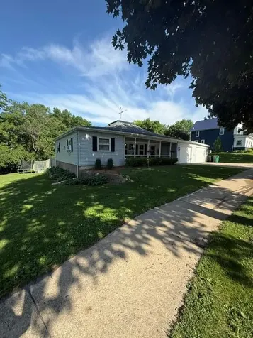 109 S Griffin Street Lakefield MN 56150