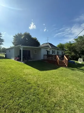 109 S Griffin Street Lakefield MN 56150