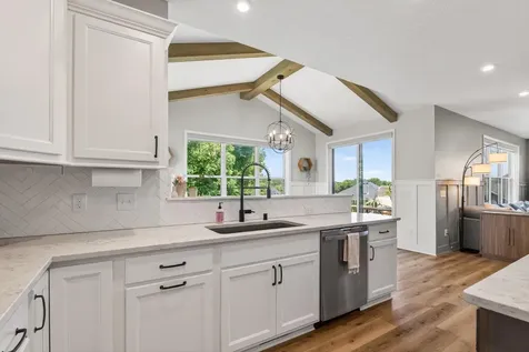 6600 Bracken Drive Minnetrista MN 55331