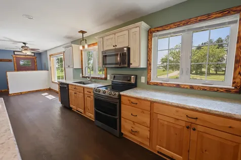 33232 580th Avenue Grove City MN 56243