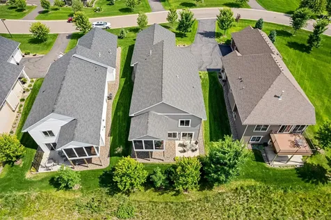 2504 Neal Court N Stillwater MN 55082