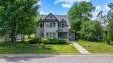 207 S Lake Street Belview MN 56214