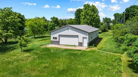 207 S Lake Street Belview MN 56214