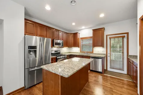 4022 Cedar Grove Lane Eagan MN 55122