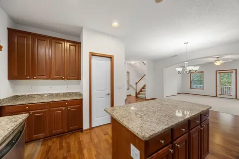 4022 Cedar Grove Lane Eagan MN 55122