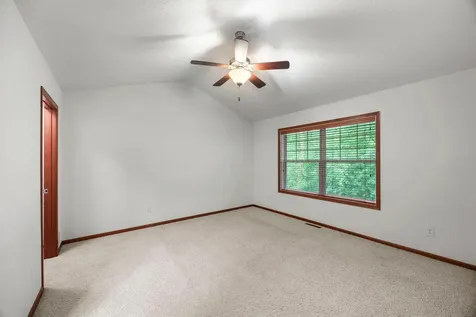 4022 Cedar Grove Lane Eagan MN 55122