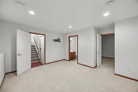 4022 Cedar Grove Lane Eagan MN 55122