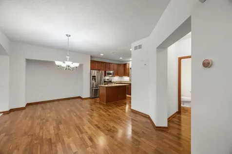 4022 Cedar Grove Lane Eagan MN 55122