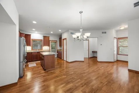 4022 Cedar Grove Lane Eagan MN 55122