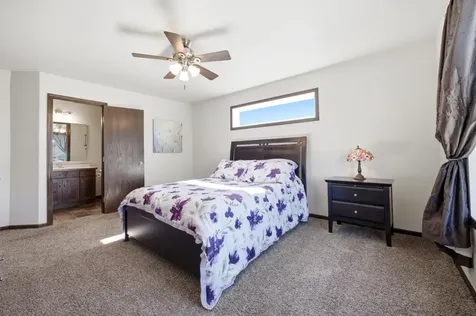 1236 31st Avenue W West Fargo ND 58078