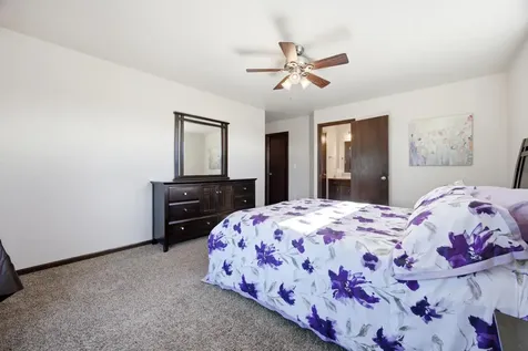 1236 31st Avenue W West Fargo ND 58078