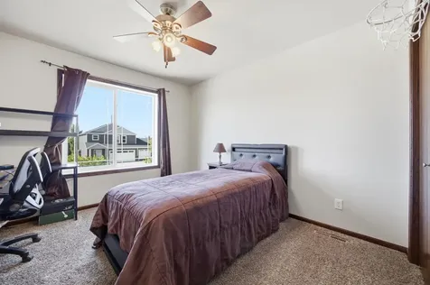 1236 31st Avenue W West Fargo ND 58078