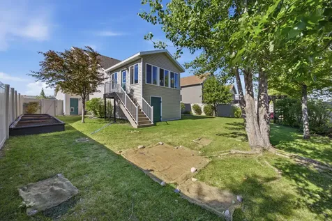 1236 31st Avenue W West Fargo ND 58078
