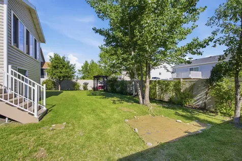 1236 31st Avenue W West Fargo ND 58078