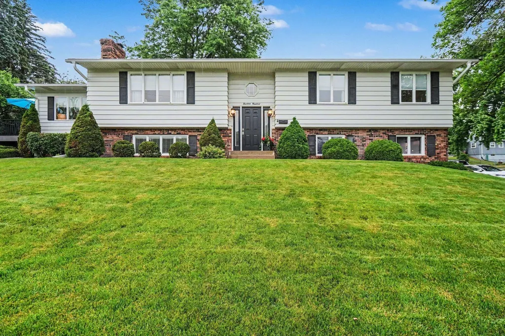 1400 4th Street S South Saint Paul MN 55075