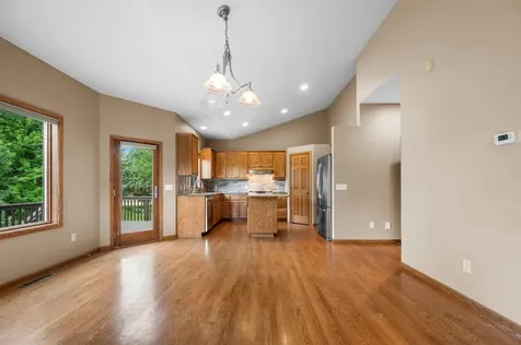 3878 Arlington Drive Woodbury MN 55129