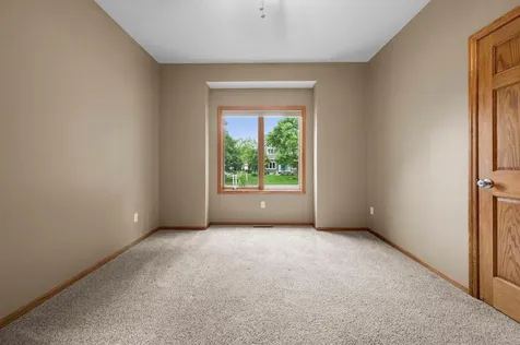 3878 Arlington Drive Woodbury MN 55129