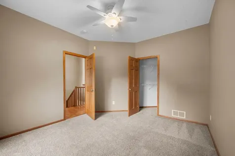 3878 Arlington Drive Woodbury MN 55129