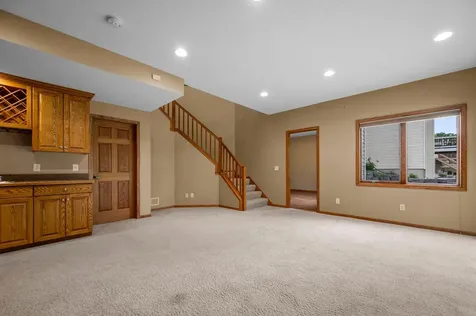 3878 Arlington Drive Woodbury MN 55129