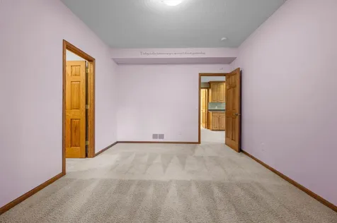 3878 Arlington Drive Woodbury MN 55129