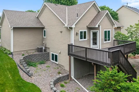 3878 Arlington Drive Woodbury MN 55129