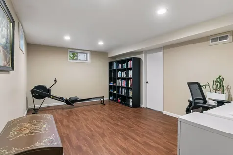 559 Tanglewood Drive Shoreview MN 55126