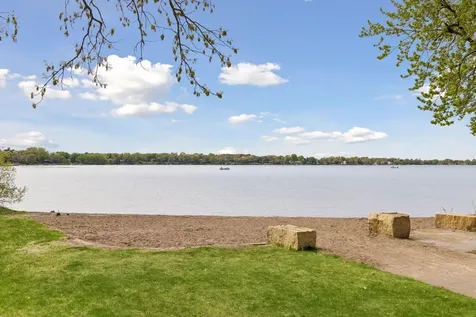 559 Tanglewood Drive Shoreview MN 55126