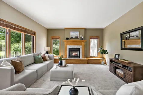 16599 Imperial Court Lakeville MN 55044